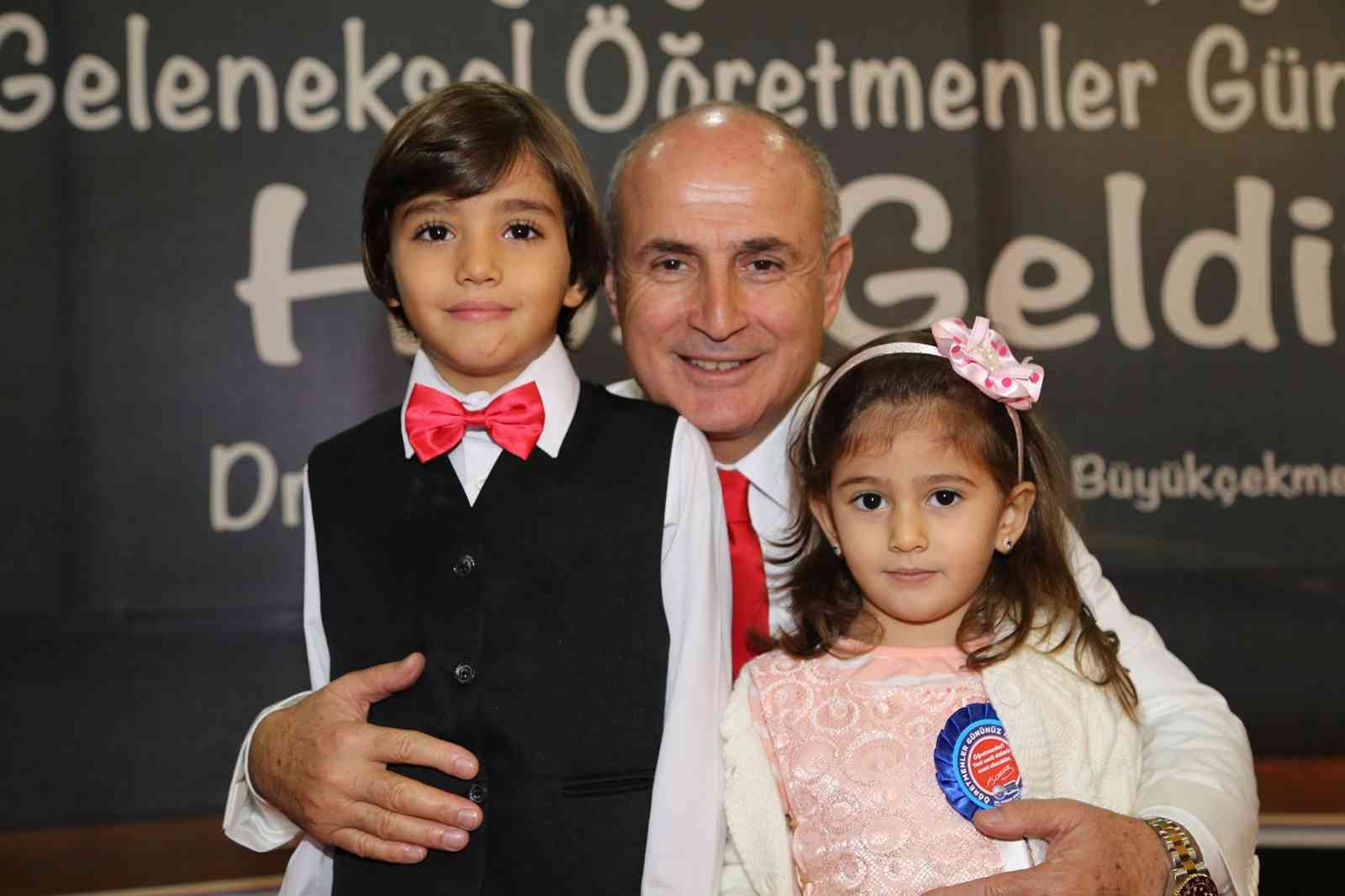 Başkan Akgün, 'tüm Dünya Çocuklarının Bayramı Kutlu Olsun'