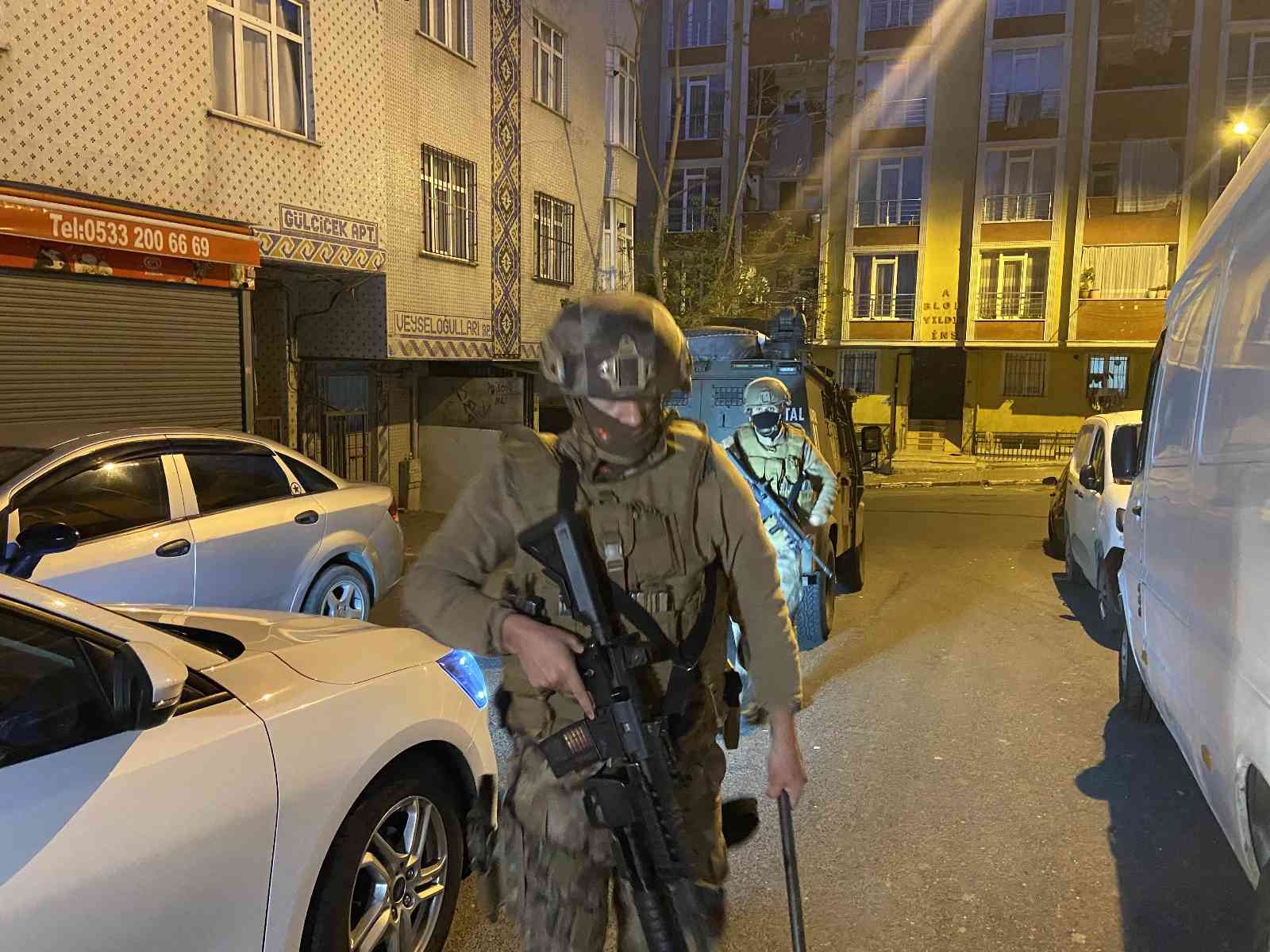 İstanbul’da Uyuşturucu Tacirlerine Yönelik Eş Zamanlı Operasyon: 28 Gözaltı