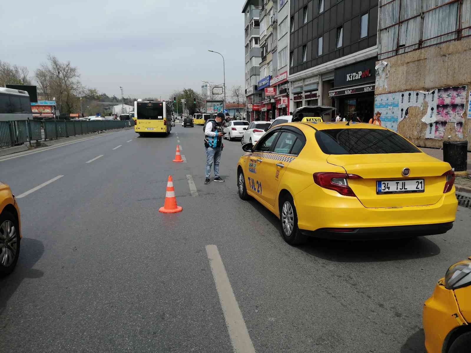 Kadıköy’de kurallara uymayan taksiciler cezadan kaçamadı