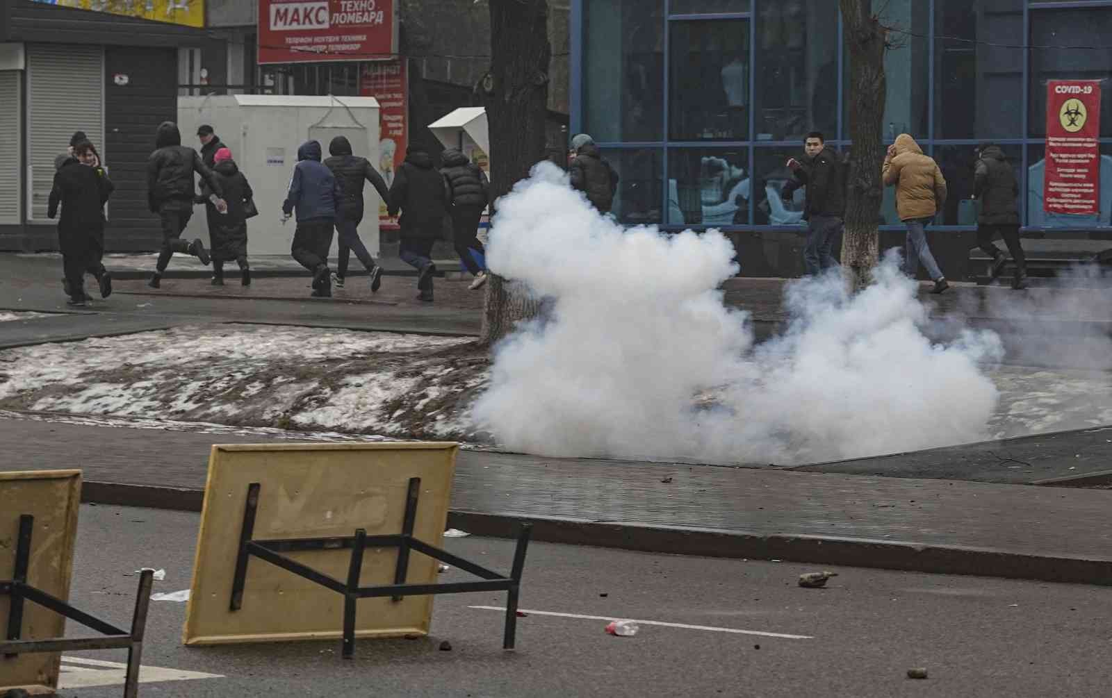 Kazakistan’daki protestolarda can kaybı 225’e yükseldi.