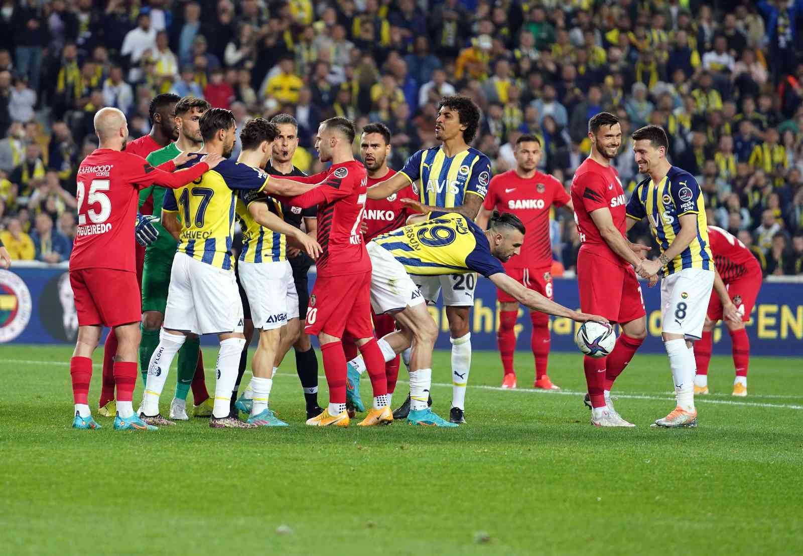 Spor Toto Süper Lig: Fenerbahçe: 3  - Gaziantep FK: 2 (Maç sonucu)