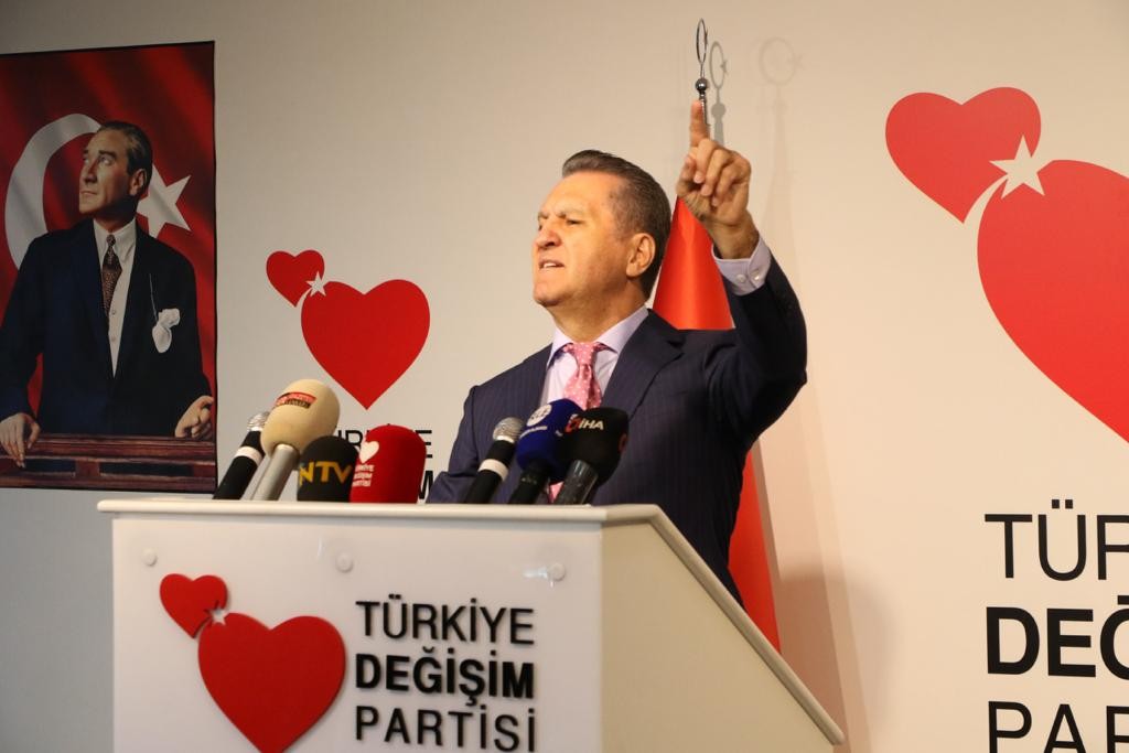 TDP Genel Başkanı Sarıgül: “Dışişleri Bakanı Mevlüt Çavuşoğlu’nu kutluyorum”